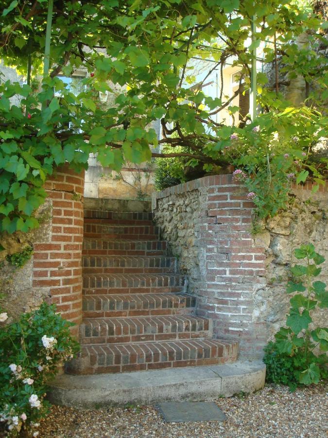 La Tonnelle De Vouvray Bed & Breakfast Exterior photo